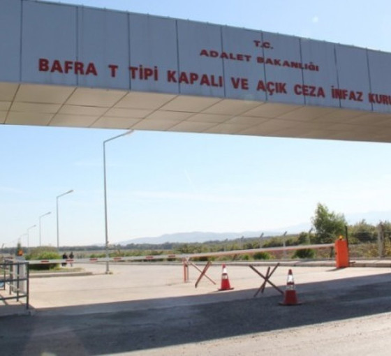 Kürtçe şiire 11 gün hücre cezası verildi