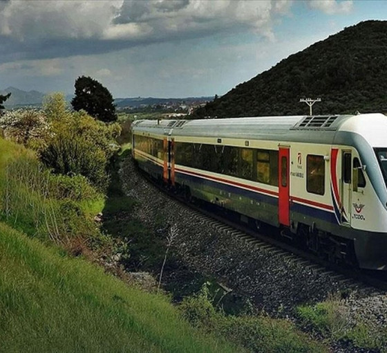 Ankara'da yerel seçimden 10 gün önce açılan tren hattı iptal edildi