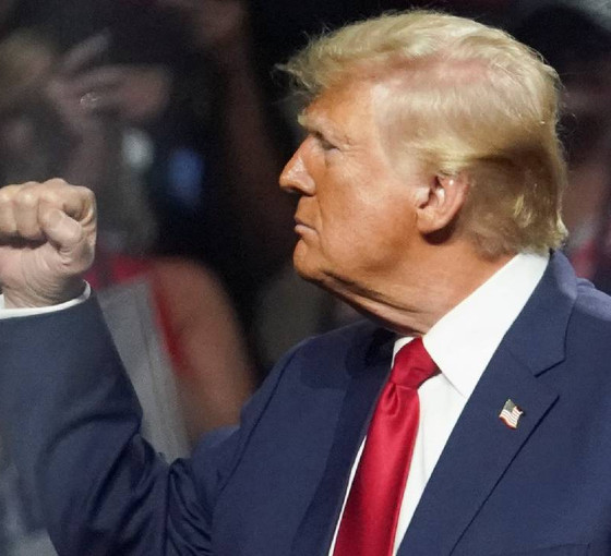 Trump: Tanrı dünyayı kurtarmamı istiyor