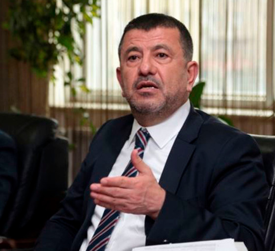 CHP'li Ağbaba'dan TMO'ya kayısı fiyatı tepkisi: Kaş yapayım derken göz çıkardılar