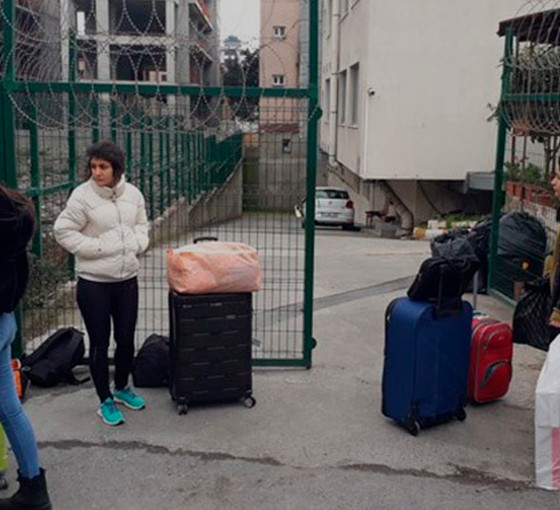 Adana'da yurt krizi: 60 bin öğrenci, 14 bin kişilik yurt var