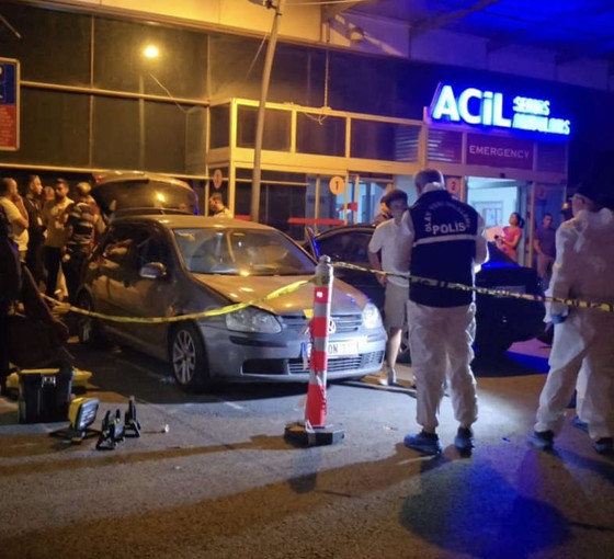 Devlet Hastanesi'nin acil servis bölümüne silahlı saldırı: Biri polis, biri jandarma beş yaralı