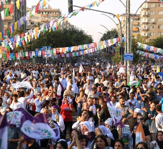 Diyarbakır'da 1 Eylül Dünya Barış Günü mitingi: DBP Eşbaşkanı Uçar ve DEM Parti Milletvekilleri katılacak