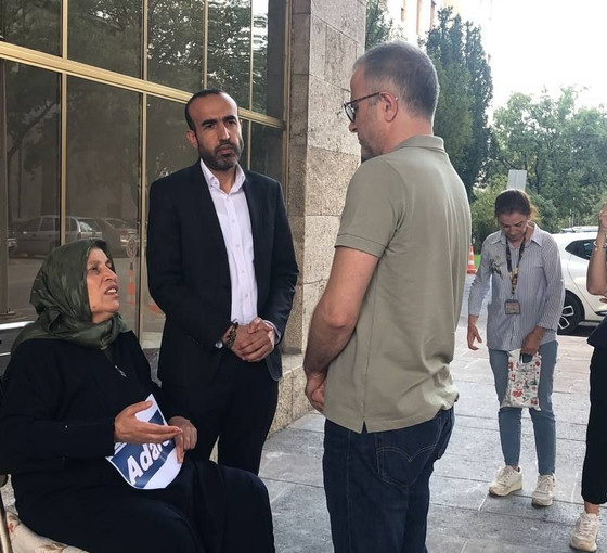 CHP'li Konuralp'ten Emine Şenyaşar'a destek: Adalet nöbetinin 15. gününde ziyaret