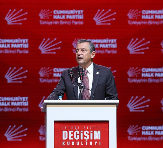CHP Tüzük Kurultayı başladı ... Özgür Özel: Genel Başkan dahil herkes ön seçime girecek