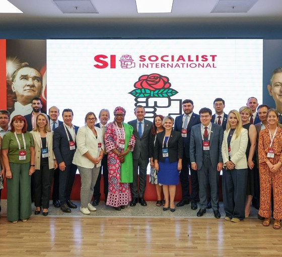 CHP Kurultayı'nda Sosyalist Enternasyonal'den otoriterliğe karşı çağrı: 'Ankara Deklarasyonu' açıklandı