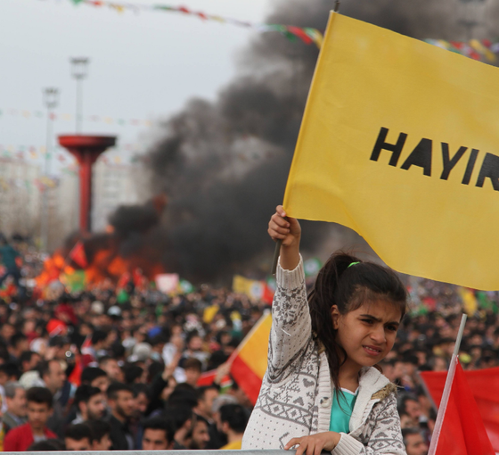 Mecburi istikamet: Kürtlerle birlikte demokrasiyi inşa etmek - 10