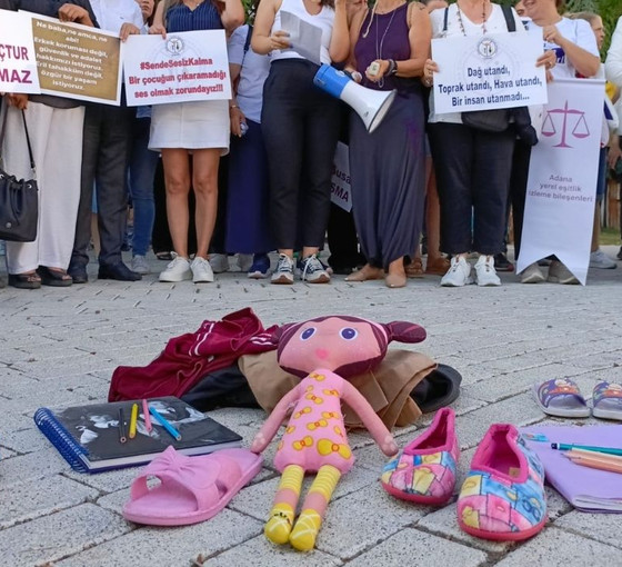 Narin Güran için Adana'da eylem