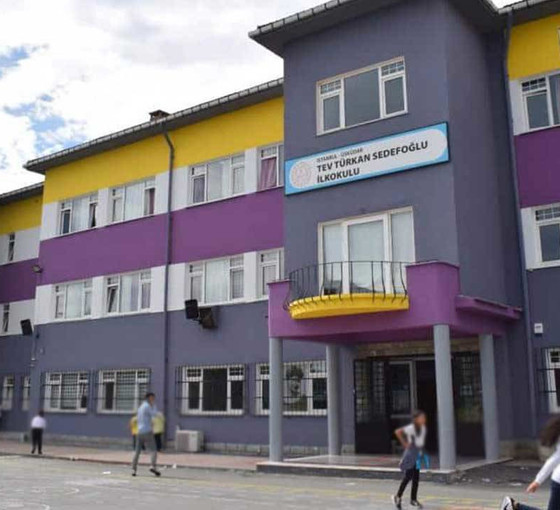 İddia: Okul müdürü 'olmayan' ürünlere binlerce liralık fatura kesti