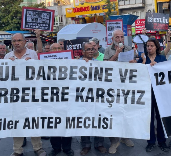 Antep’te 12 Eylül protestosu: '12 Eylül rejimi AKP-MHP iktidarıyla sürüyor'