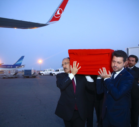 İsrail'in vurduğu Ayşenur Ezgi Eygi’nin naaşı Bakü'den İstanbul'a geldi