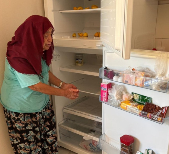 Dersim'de dört yıldır elektriksiz yaşayan yaşlı kadın çözüm bekliyor