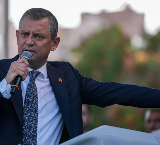 Özgür Özel'den Bilal Erdoğan'a EYT ve Suriyeliler tepkisi: Sahadaysa, işler kötü demektir