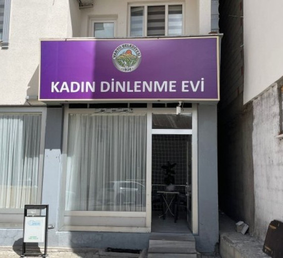 Muş'ta kadınlar talep etti, Varto Belediyesi 'Kadın Dinlenme Evi'ni açtı