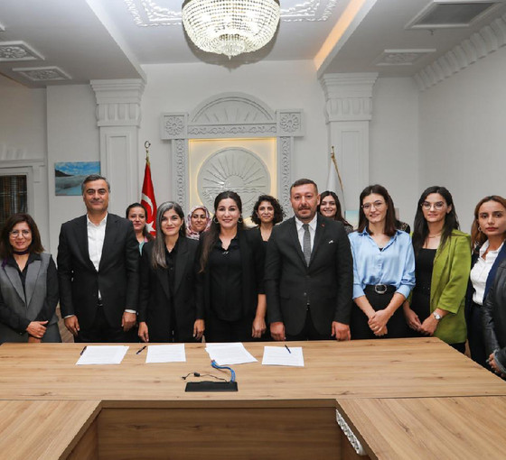 Van'da belediye ve baro iş birliğiyle kadınlara 'hukuki destek' projesi