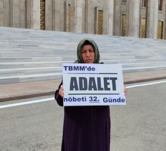 Sağlığı kötüleşen Emine Şenyaşar adalet nöbetine ara verdi