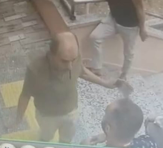 Adana'da personel şube şefinden hemşireye saldırı girişimi ve küfür