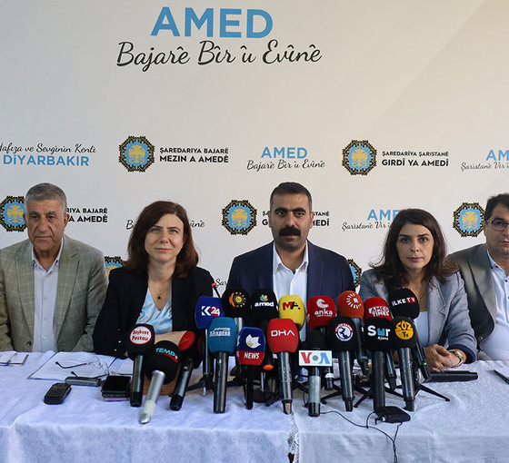 Eşbaşkanlar, Diyarbakır'da bakanlığın engellediği projeleri açıkladı