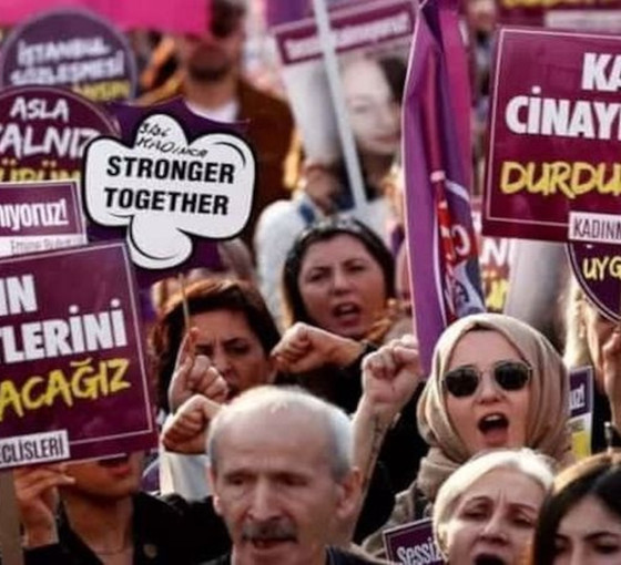 Aydın'da kadın cinayeti: Evinde öldürülen Ebru Öcal'ı çocuğu buldu