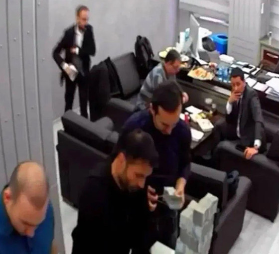 CHP'nin 'para sayma' davası ertelendi: 'Soruşturma hukuksuz'