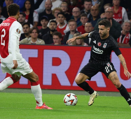 Beşiktaş, Ajax'a 4-0 yenildi