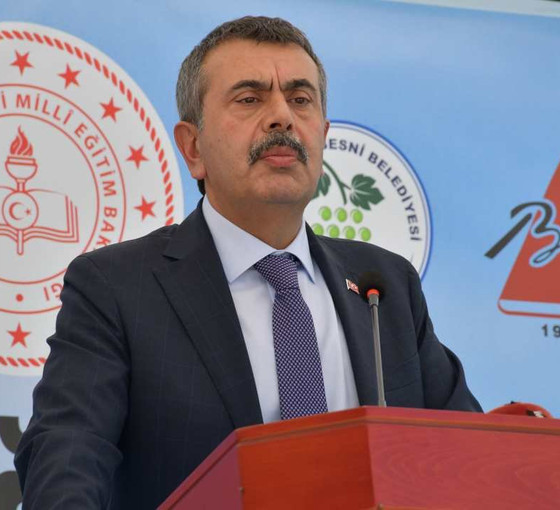 Milli Eğitim Bakanı Tekin: Türk olan herkesin gurur duyacağı bir müfredat