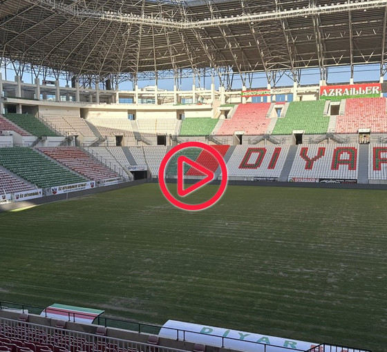 Bir taraftar Amedspor sahasının zeminini paylaştı, sosyal medyadan tepki yağdı: 'Karpuz eksen yeridir'