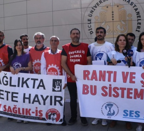 Diyarbakır’da sağlık çalışanlarına şiddete protesto: 'Sorumlu iktidar politikaları'
