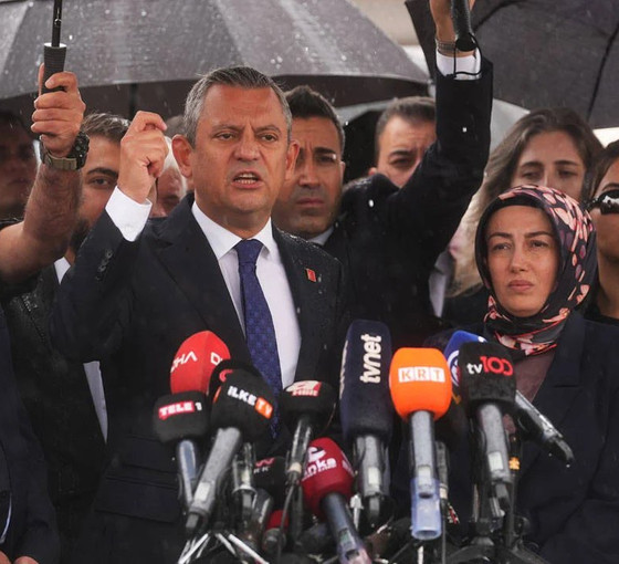 Özgür Özel'den 'Sinan Ateş' açıklaması: 'Katiller içeriye gidince adalet tecilli edecek. Hangisi, o ikisi o ikisi'