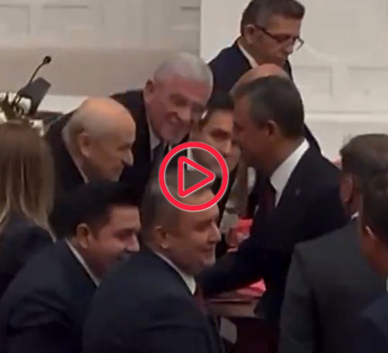 Meclis açılışı: Özgür Özel, 'Şahsın çürük' diyen Bahçeli'ye giderek tokalaştı