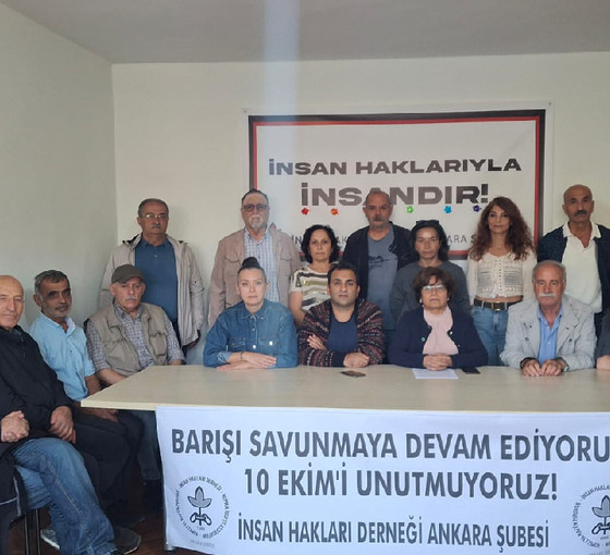 Gar Katliamı’nda ölenler anıldı: Tüm katliamlarla yüzleşilmesi için mücadelemiz sürecek