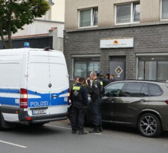 Berlin’de Kürt derneğine baskın: İki kişiye gözaltı
