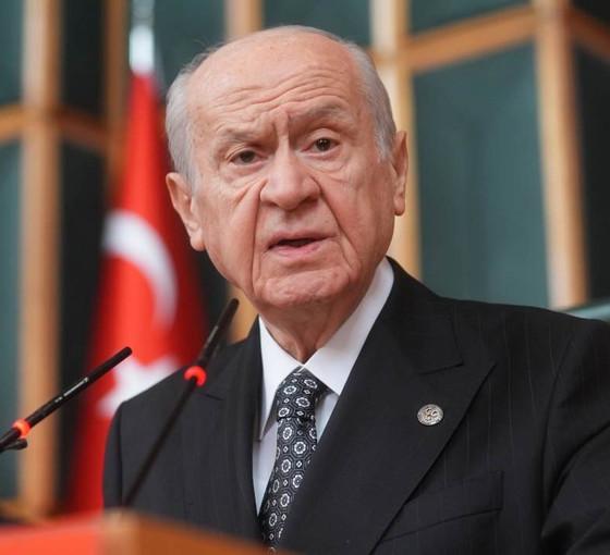 Bahçeli'den DEM Parti açıklaması: Uzattığım el Türkiye partisi olma teklifidir