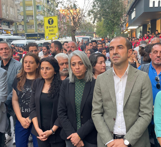Diyarbakır'da 9 Ekim açıklaması: Kürt halkı 'muhatabıyla çözüm' yolunu gösteriyor