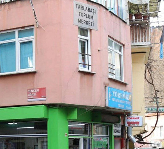 Kaymakamlık, Tarlabaşı Toplum Merkezi'ni mühürledi