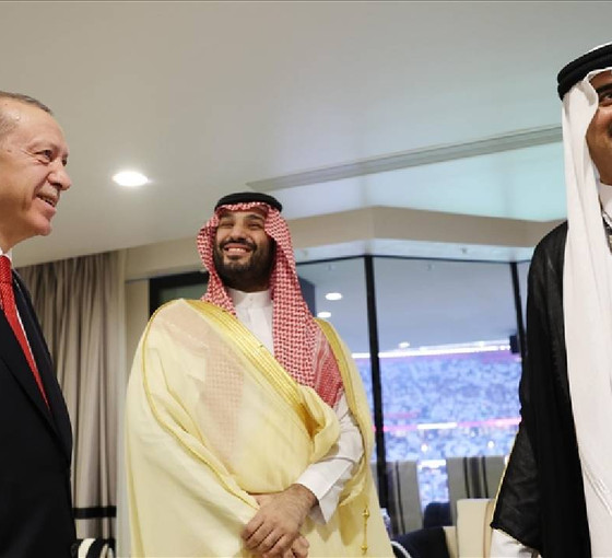 Katar Emiri, ilk kez 2021'de düzenlenen yasama organı seçimlerinin kaldırılması için düğmeye bastı