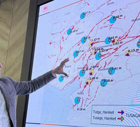Tapu Kadastro'nun 6 Şubat haritası: Maraş'ta 4.6 metre zemin kayması tespit edildi