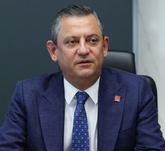 Özgür Özel’den 'yenidoğan çetesi' açıklaması: Çetenin çökertilmesi yetmez, devletteki bağlantılarına bakılmalı