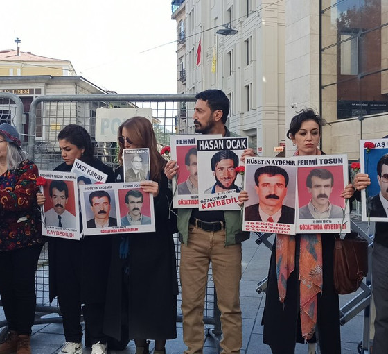 Cumartesi Anneleri 1021'inci haftada: Fehmi Tosun'a ne yaptınız?