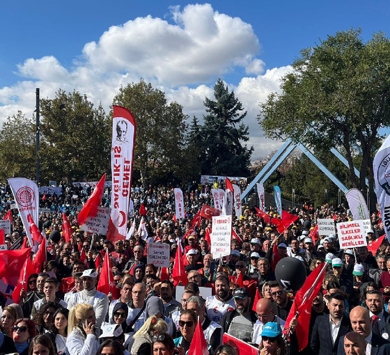 Aile hekimlerinden yönetmeliğe karşı Ankara'da miting: Haklarımızdan vazgeçmeyeceğiz