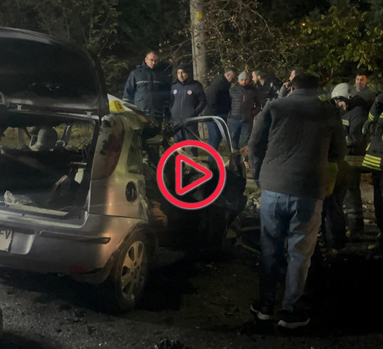 Tekirdağ'da otomobil ile iş makinesi çarpıştı: Beş ölü, bir yaralı