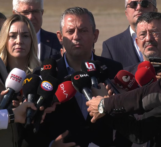 Özgür Özel, Selahattin Demirtaş'ı ziyaret etti: 'Meclis'in odak olması konusunda mutabık kaldık'
