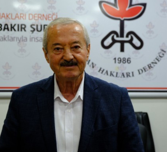 İHD Onursal Başkanı Akın Birdal'dan çözüm için yasaya bağlı yol haritası çağrısı