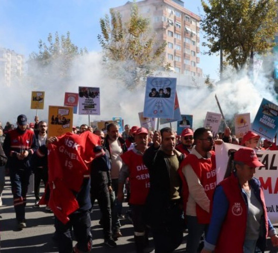 Maltepe Belediyesi’nde TİS süreci tıkandı: İşçiler açıklama yaptı