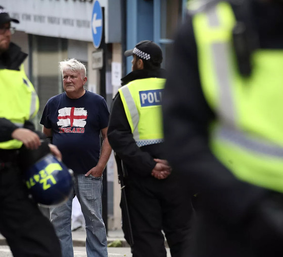 Ofcom: Southport protestolarında sosyal medya şiddeti körükledi