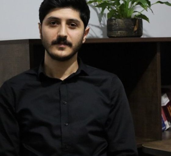 Duruşma sırasında gözaltına alınan avukata 24 saat avukat görüş kısıtlılığı