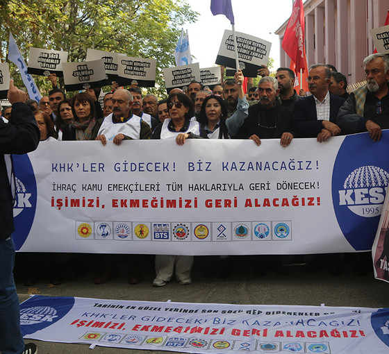 KESK'ten Adalet Bakanlığı önünde eylem: İhraç edilen KHK'lilerin hakları iade edilsin
