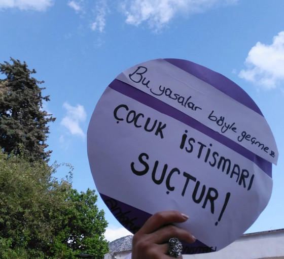 Yedi çocuğa cinsel istismar iddiası: Kadın kuaförü tutuklandı