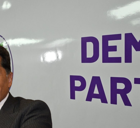 DEM Parti Ahmet Özer için Esenyurt'ta olağanüstü toplanıyor