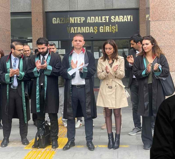 ÖHD'den avukat Bedirhan Sarsılmaz protestosu